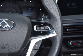 2017上汽大通D90 2.0T自动两驱水星