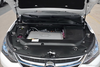 2018款比亚迪宋EV400 智联进享型