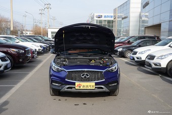 2017款英菲尼迪QX30 2.0T自动四驱运动版