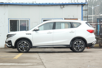 2018款君马SEEK 5（赛克5）1.5T自动领耀版