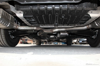 2017款奔驰E级3.0T自动 320 L 4MATIC