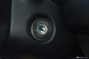 2017款悦动1.6L手动悦值版GLS