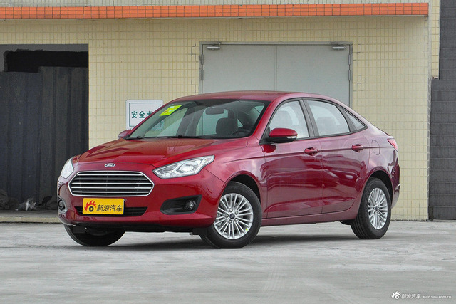 2017款福睿斯1.5L自动舒适型