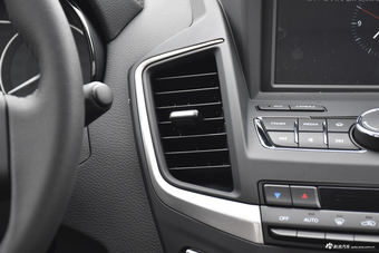 2018款东风风神AX7 1.6T自动豪华型