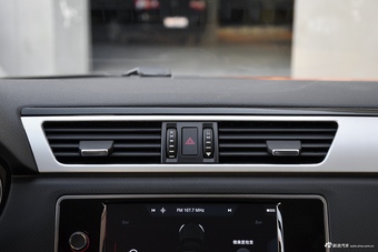 2017款观致5 1.6T自动尊贵型