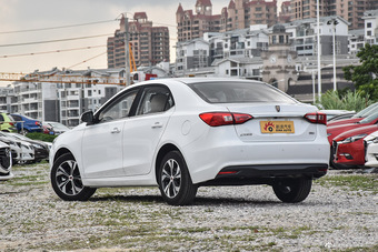 2017款荣威360 1.5L自动豪华版