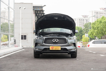 2018款英菲尼迪QX50 2.0T自动两驱时尚版