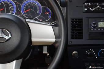 2016款战旗2.0L手动角斗士豪华型 国V