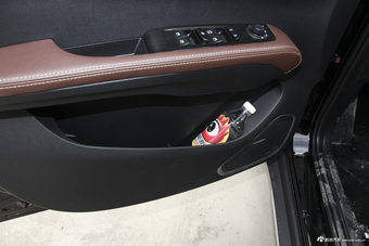 2017款斯威X7 1.5T自动智尊型