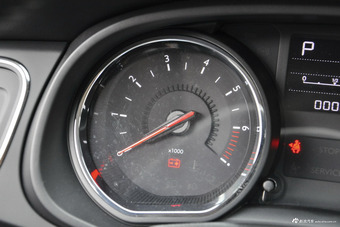 2017款雪铁龙C3-XR 230THP自动先锋型