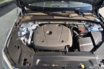 2018款沃尔沃S90 2.0T自动T4智远版