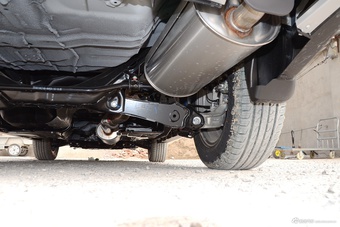 2017款哈弗H6运动版1.5T自动两驱豪华型蓝标 简约白