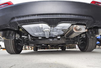 2016款悦翔V7 1.6L手动乐趣型国V