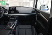 2018款奥迪Q5L 2.0T自动45 TFSI Sport plus 