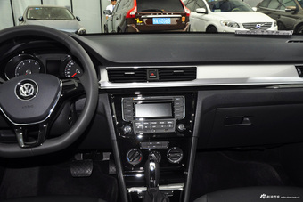 2017款宝来1.6L自动舒适型