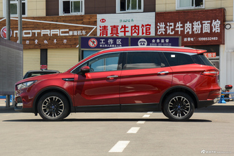 2018款君马S70 1.5T自动豪华型