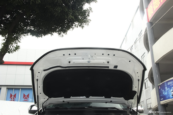 2017款撼路者2.0T自动四驱旗舰版汽油7座 