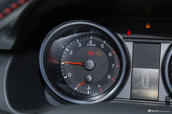 2015款哈弗H6运动版1.5T手动改款两驱精英型