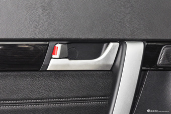 2015款科帕奇2.4L自动7座四驱旗舰版