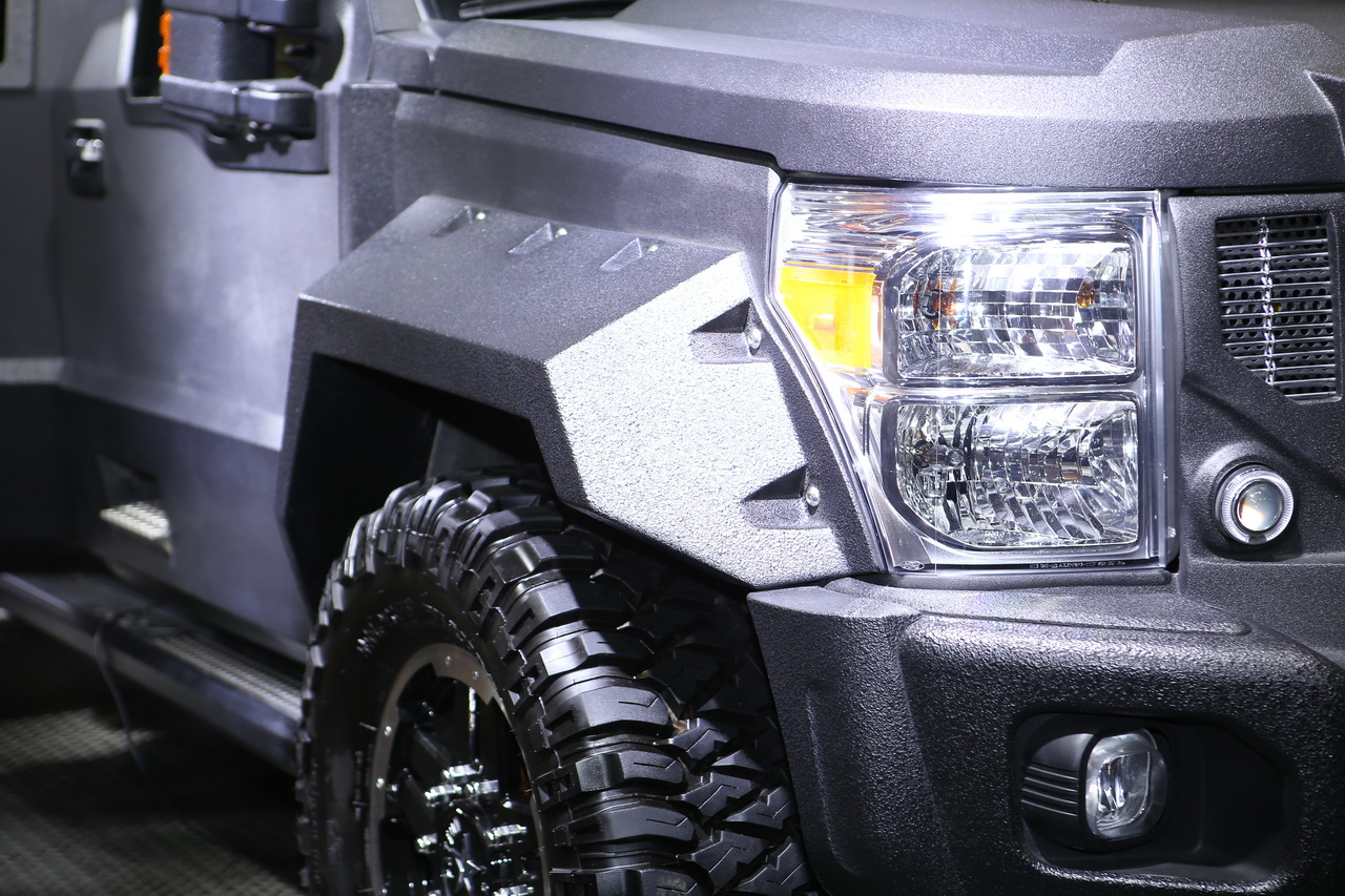 乔治巴顿 17款超级越野车