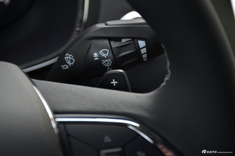 2017款福特金牛座 2.0T自动EcoBoost 245 旗舰型