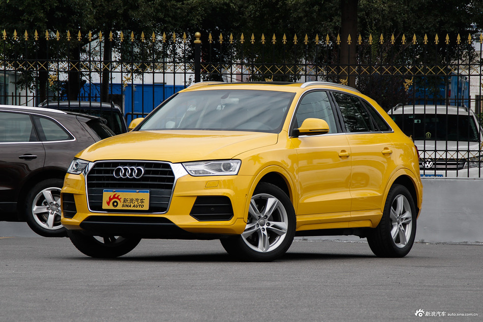 2016款奥迪Q3 1.4T自动30TFSI风尚型