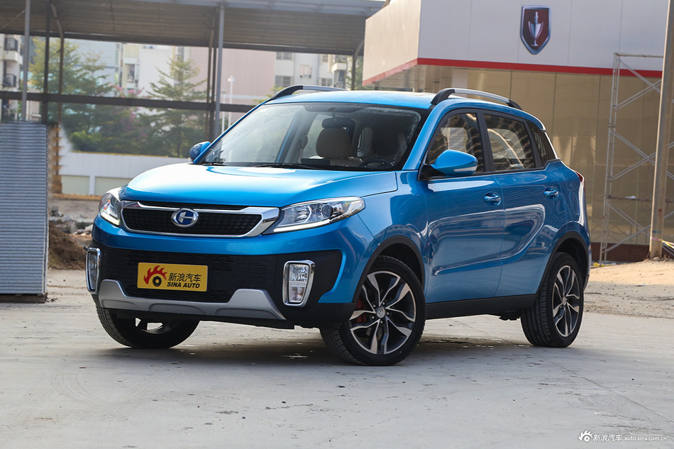 2016款昌河Q35 1.5L手动精英炫智版