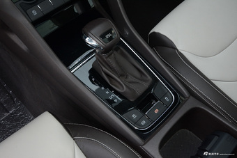 2017款柯迪亚克1.8T自动330TSI两驱豪华版7座