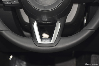 2017款马自达3昂克赛拉 两厢 2.0L 自动豪华型