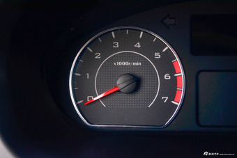 2017款五菱之光V 1.2L手动基本型 LMH