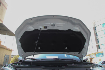 2018款哈弗H6运动版1.5T自动两驱尊贵型红标