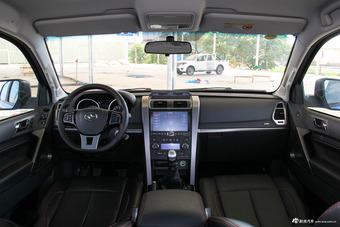 2017款黄海N3 2.5T手动两驱运动版XD25T5图片