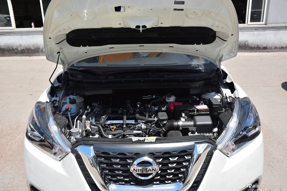 2018款日产劲客1.5L自动智联尊享版