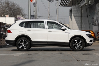 2017款途观L 2.0T自动四驱豪华版380TSI