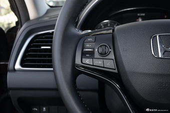 2017款冠道2.0T自动 370TURBO四驱尊享版