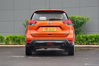 2017款奇骏2.5L自动CVT七座领先版 4WD