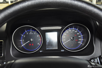 2016款景逸X5 1.8T手动尊享型 珍珠白