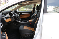 2018款吉利远景S1 1.4T自动锋驰型