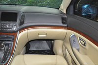 2015款荣威950 2.0T自动豪华行政版