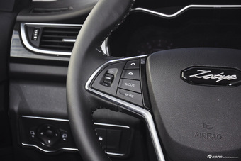 2017款众泰Z560 1.5T自动CVT尊贵型