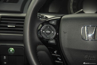 2016款雅阁混动2.0L自动锐领版