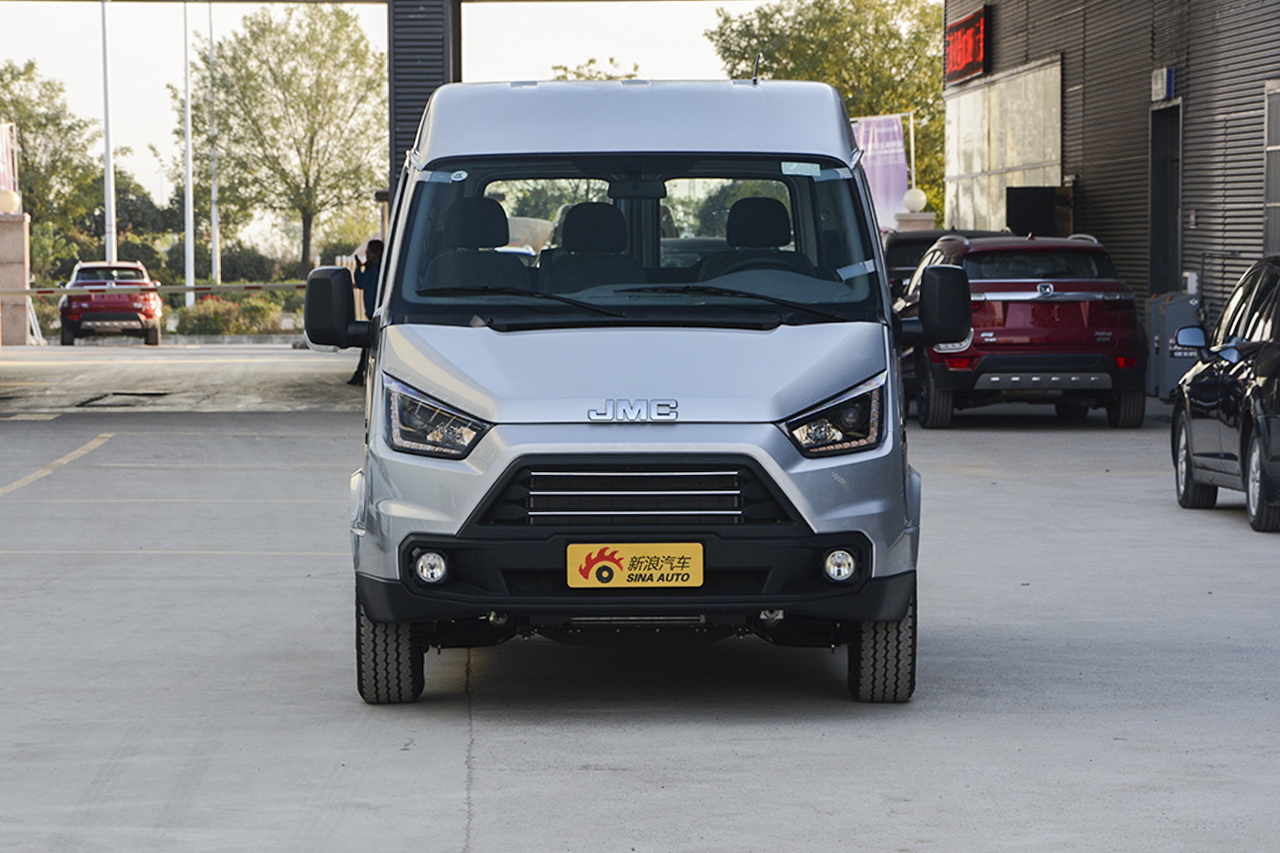 2017款特顺2.8T手动商运型短轴中顶6/7/8座JX493