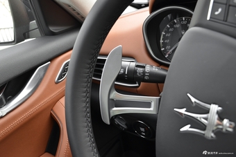 2018款Levante 3.0T自动350Hp 标准版