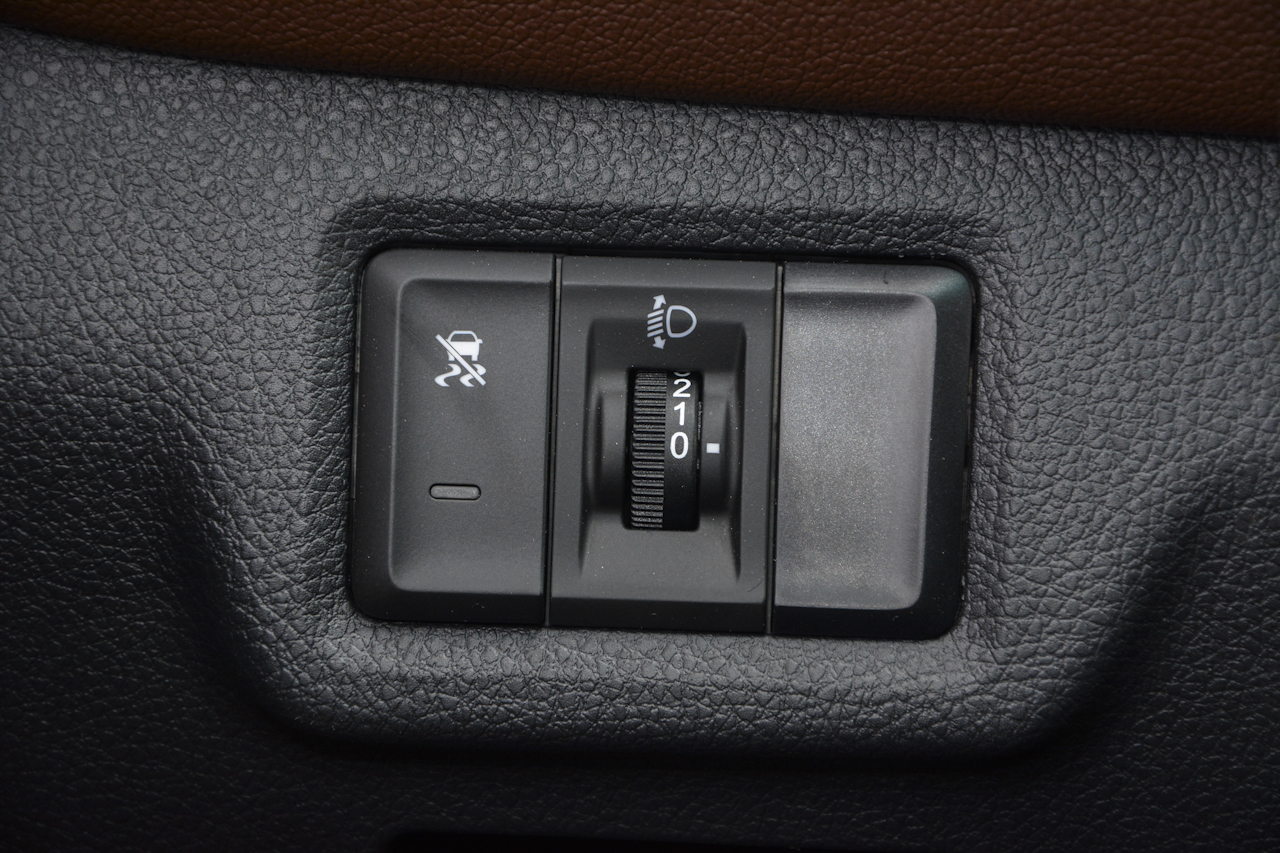 2017款斯威X7 1.5T自动智享型 