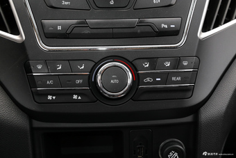 2017款力帆X80 2.0T 自动舒适型