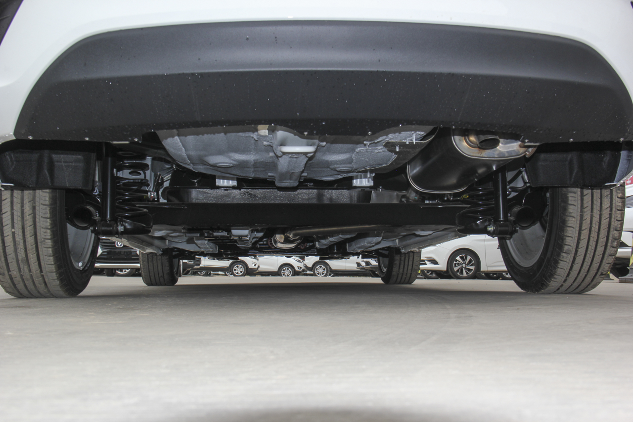 2018款逸动DT 1.6L手动智享型