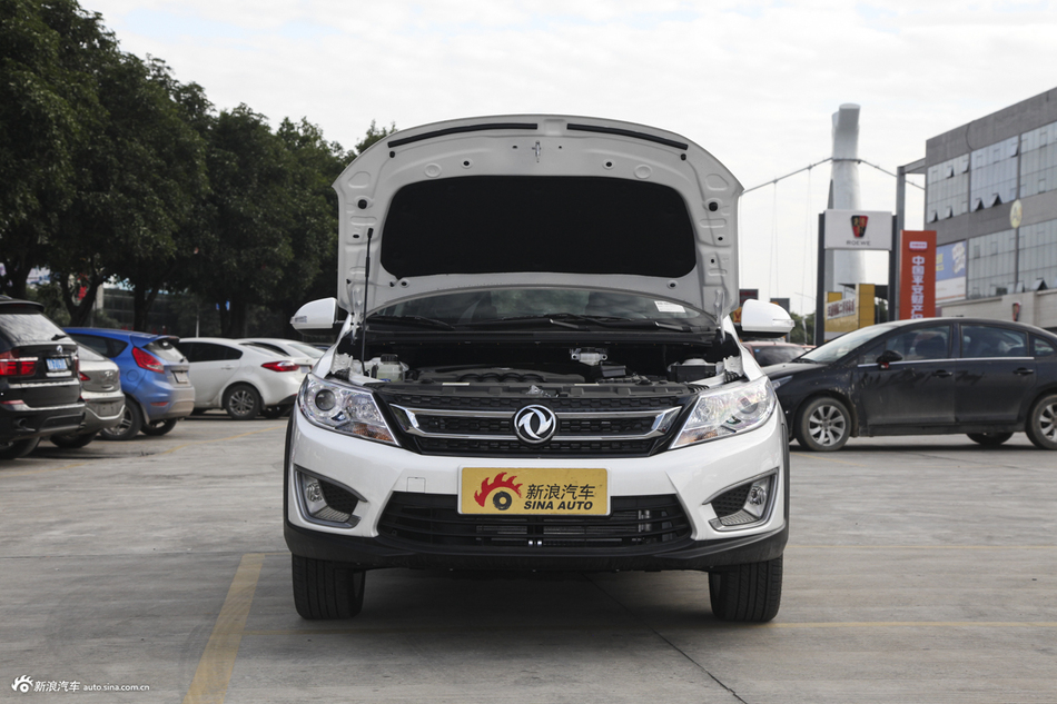 2017款风神AX3领先版1.5L自动尚酷型