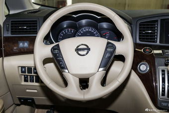 2015款贵士3.5L自动SL