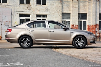 2018款明锐1.2T TSI230 DSG豪华版