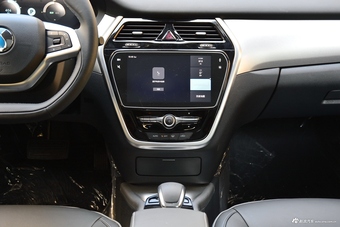 2018款腾势500 荣耀版